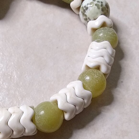 3 Wise Owls! Owl Bracelet! Easy Close Button Closure! Fire Agates + Stone Beads - Picture 8 of 12